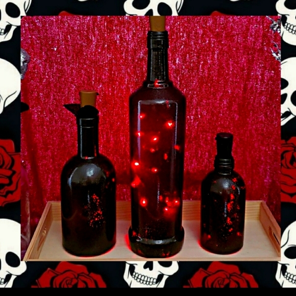 Textured Black Bottle & Red Bottle Lights ~ Dark Decor, Gothic, Valentine - Picture 5 of 5